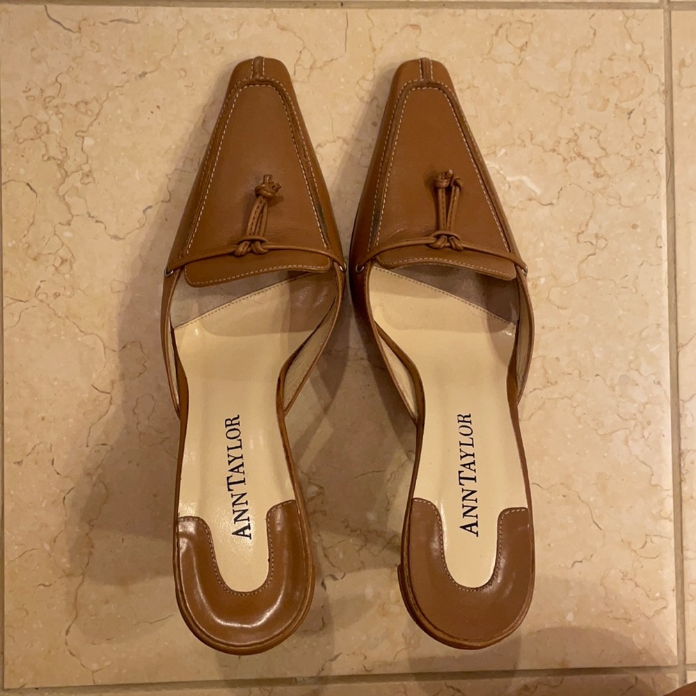 Ann Taylor mules size 5 1/2